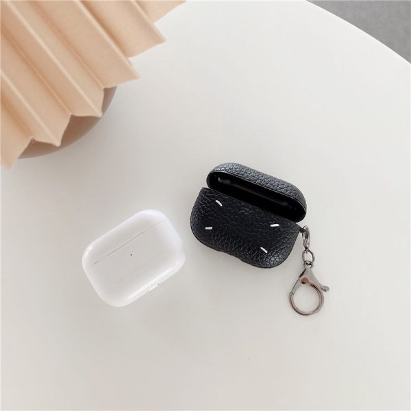 airpods pro ケース ハイ ブランド 安い マルジェラ風 airpods4ケース シンプル レザー 黒 イヤホンカバー エアー ポッズ プロ 充電 エア ポッツ ケース 韓国 男女兼用 - 画像 (10)