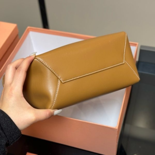 ミュウミュウ トートバッグ コピー miumiu ショルダー バッグ トート バッグ ブランド レディース 2way バッグ ハイ ブランド 人気 おすすめ - 画像 (6)