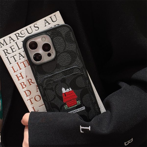 コーチ スヌーピー iphone16/16pro ケース coach iphone16 ケース ブランド iphonese2/se3 ケース お 揃い カップル iphone15/14 ケース キャラクター iphone ケース カード 収納 ハイ ブランド - 画像 (6)