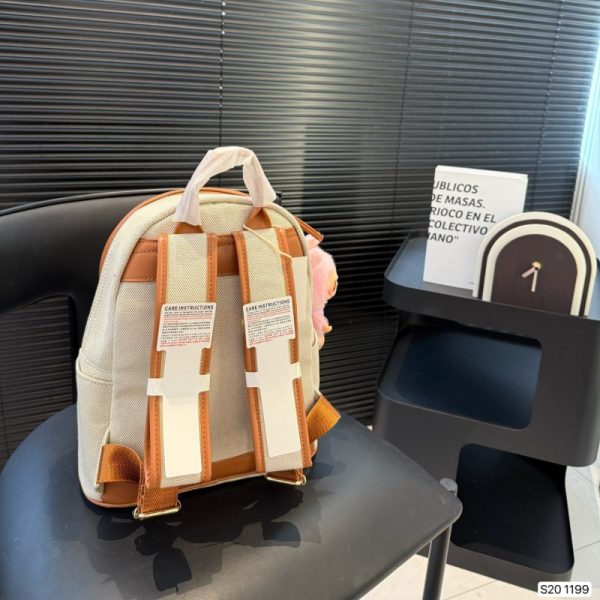 セリーヌ travel バック パック LABUBU キャラクター ブランド ディオール リュック レディース メンズ 人気 40 代 30代 ビジネス リュック ブランドコピー ママ バッグ 芸能人 リュック サック おしゃれ - 画像 (5)