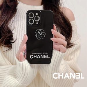 シャネル iphone16 ケース カメリア chanel スマホケース コピー iphone15/15pro ケース 人気 女子 iphoneケース 耐久性 iphone14/13/12 ケース かわいい ブランド おしゃれ