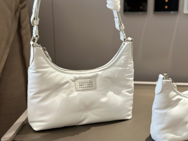マルジェラ グラム スラム ホーボー マルジェラ ショルダー バッグ ミニ バッグ ブランド 芸能人愛用 mini バッグ 軽い ショルダー バッグ レディーズ - 画像 (6)